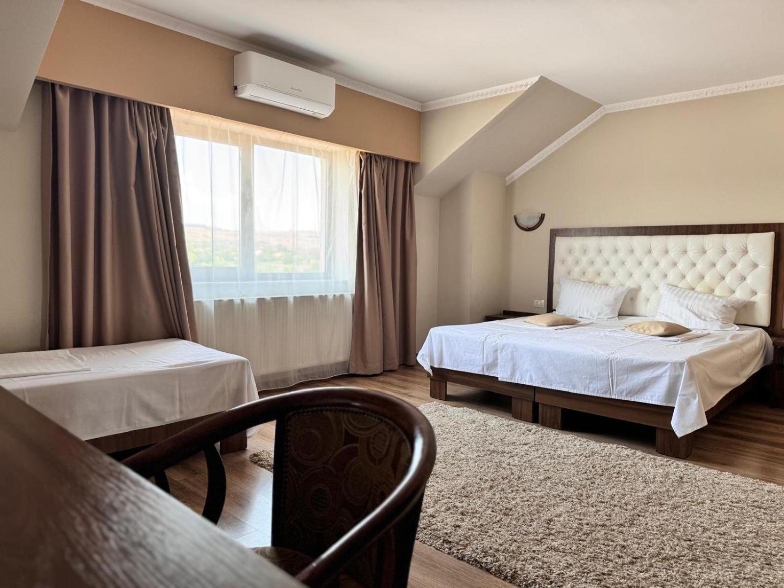 Hanul Domnesc Imperial Hotel & Spa Calan Luaran gambar